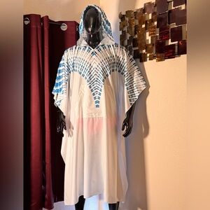 Men’s Women’s Brand New Blue and White Kaftan